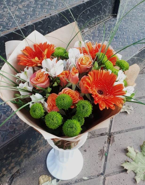Букет цветов из: Герберы, Хризантемы, Альстромерии и Розы в Инсаре