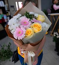 Букет цветов из:  Герберы, Розы и Хризантемы в Инсаре