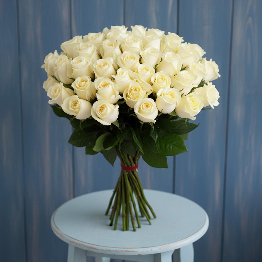 Букет 51 Белая роза Эдлесс Лав в Инсаре