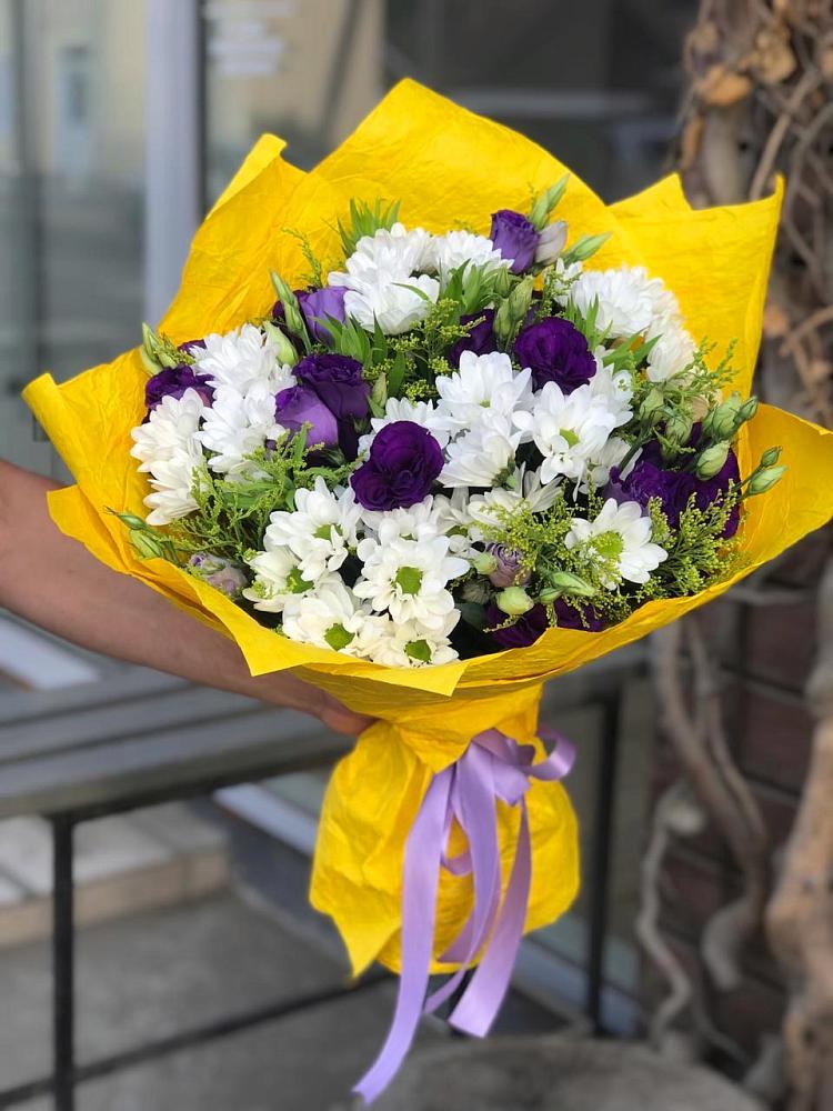 Букет цветов из: Ирисы, Хризантемы и Ромашки в Инсаре