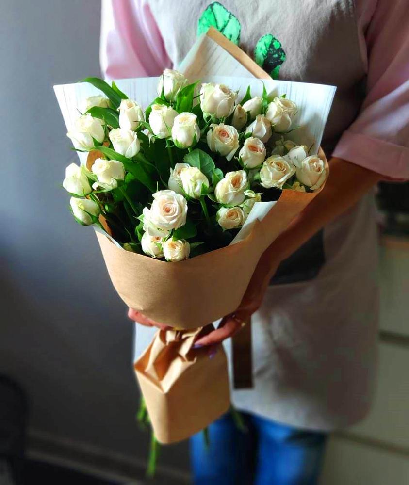 Букет цветов из: Розы в Инсаре